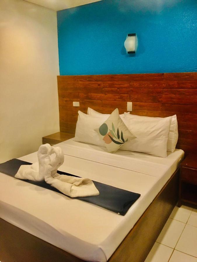 A&A Abe Bayfront Inn Coron Exterior foto